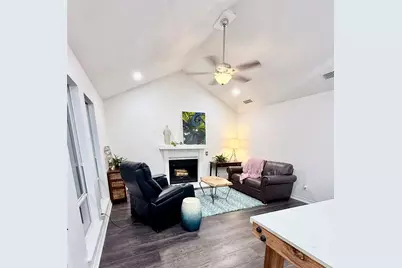 188 Candlelight Path, Hawkins, TX 75765 - Photo 4