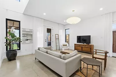 5004 Mission Avenue, Dallas, TX 75206 - Photo 2