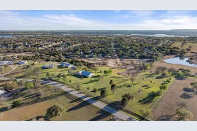 3100 Durant Court, Granbury, TX 76049 - Photo 36