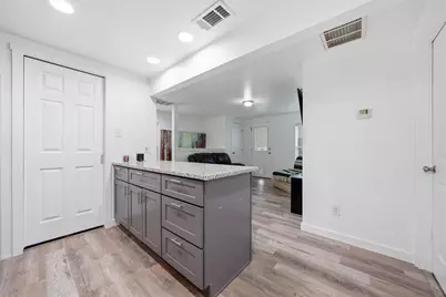 104 N Givins Street, Hillsboro, TX 76645 - Photo 10