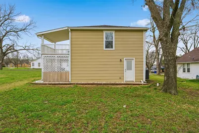 104 N Givins Street, Hillsboro, TX 76645 - Photo 20