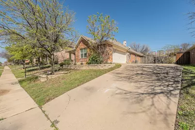 5720 Hilton Head Drive, North Richland Hills, TX 76180 - Photo 4