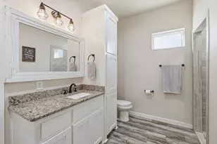 116 Valley Ridge Ct, Runaway Bay, TX 76426 - Photo 24