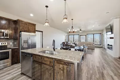 116 Valley Ridge Court, Runaway Bay, TX 76426 - Photo 14