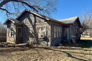 409 Sewell St, Abilene, TX 79605 - Photo 2