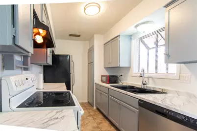 808 Meadow Mead Drive, Allen, TX 75002 - Photo 12