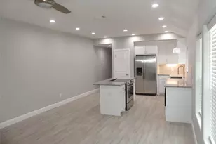 608 E College St, Sherman, TX 75090 - Photo 4