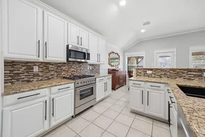 1306 Cedar Springs Drive, Allen, TX 75002 - Photo 10