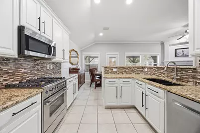 1306 Cedar Springs Drive, Allen, TX 75002 - Photo 8