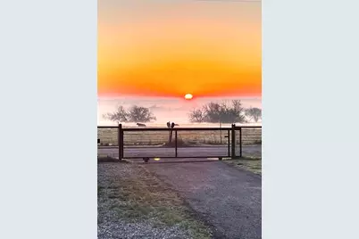 6482 County Road 321, Valley View, TX 76272 - Photo 36