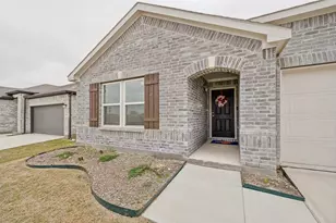 2636 Warren Ln, Aubrey, TX 76227 - Photo 4