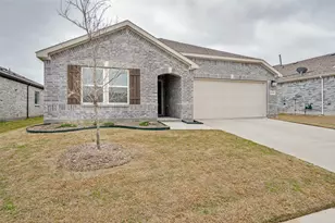 2636 Warren Ln, Aubrey, TX 76227 - Photo 2