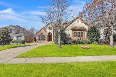 2817 Spring Hollow Court, Highland Village, TX 75077 - Photo 2