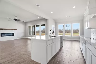 1102 Colt Road, Springtown, TX 76082 - Photo 14