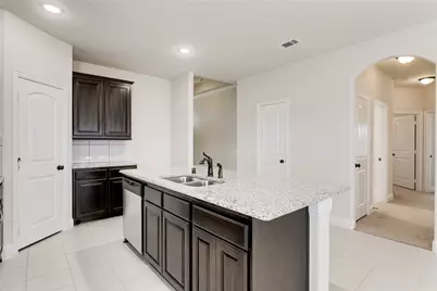 601 Beechwood Drive, Greenville, TX 75402 - Photo 2