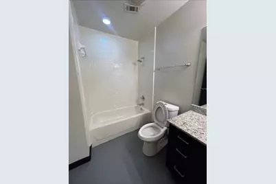 2007 S Ervay Street #2005-104, Dallas, TX 75215 - Photo 10