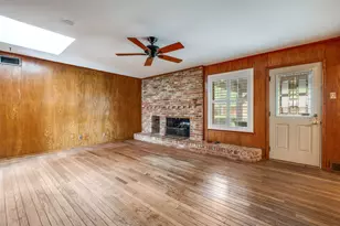 10417 Hedgeway Dr, Dallas, TX 75229 - Photo 8