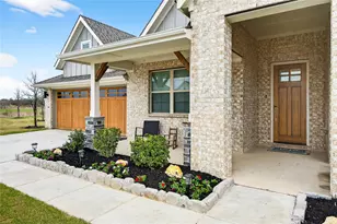 215 Frio Dr, Waxahachie, TX 75165 - Photo 4