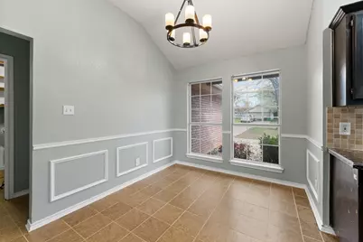 605 Dakota Drive, Joshua, TX 76058 - Photo 8