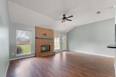 605 Dakota Drive, Joshua, TX 76058 - Photo 4