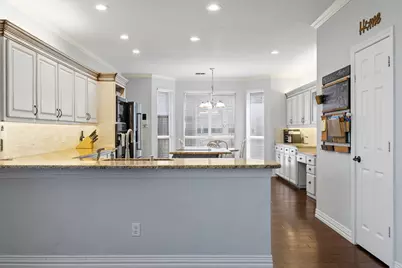 2115 Alto Avenue, Carrollton, TX 75007 - Photo 8