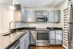 4727 Bradford Dr, Dallas, TX 75219 - Photo 2