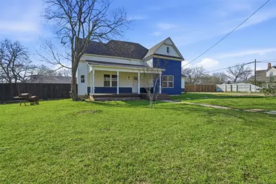 410 S Spears Street, Alvarado, TX 76009 - Photo 4