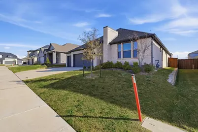 1212 Nuevo Rancho Lane, Fort Worth, TX 76052 - Photo 4