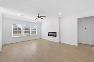 1212 Nuevo Rancho Ln, Fort Worth, TX 76052 - Photo 16