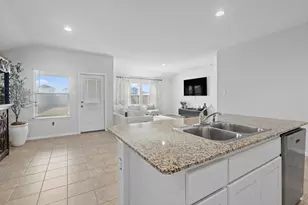 709 Mount Vis Ln, Fort Worth, TX 76131 - Photo 6