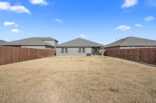 709 Mount Vis Ln, Fort Worth, TX 76131 - Photo 20