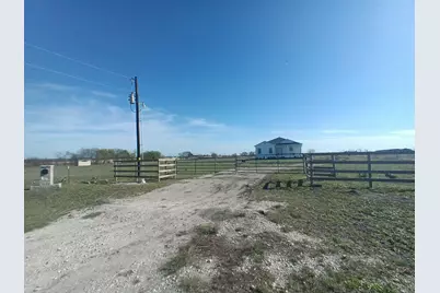 237 Barry Country Court, Barry, TX 75102 - Photo 2