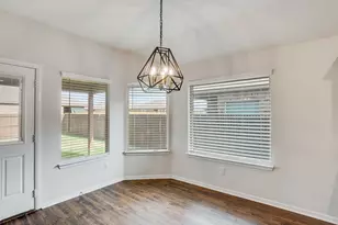 9301 Red Brush Trl, Fort Worth, TX 76131 - Photo 6