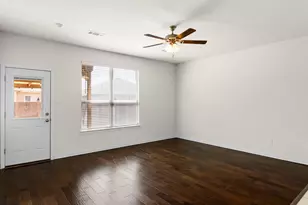 209 Emerald Creek Dr, Fort Worth, TX 76131 - Photo 8