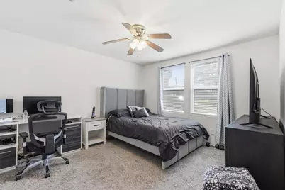 2405 Spruce Court, Little Elm, TX 75068 - Photo 20