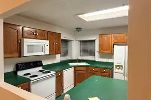 2809 Newkirk Ct, Euless, TX 76039 - Photo 8