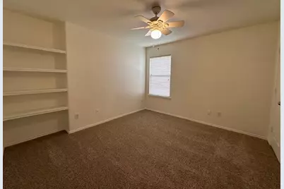 433 Emerald Creek Drive, Fort Worth, TX 76131 - Photo 10