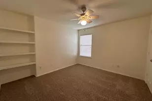 433 Emerald Creek Dr, Fort Worth, TX 76131 - Photo 10