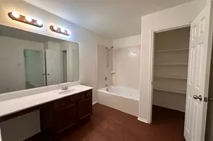 433 Emerald Creek Dr, Fort Worth, TX 76131 - Photo 14