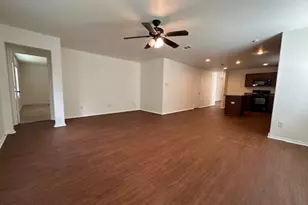 433 Emerald Creek Dr, Fort Worth, TX 76131 - Photo 8
