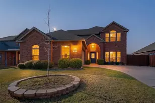 228 Bob White Dr, Red Oak, TX 75154 - Photo 1