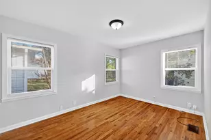 409 W Burton St, Sherman, TX 75092 - Photo 8