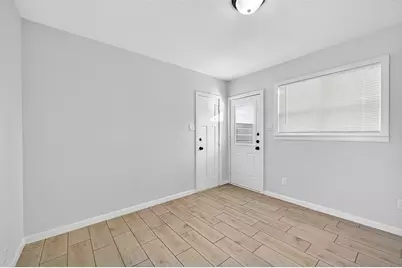 409 W Burton Street, Sherman, TX 75092 - Photo 6