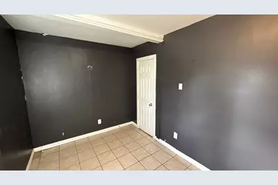 6200 Kentwood Place, Fort Worth, TX 76112 - Photo 18