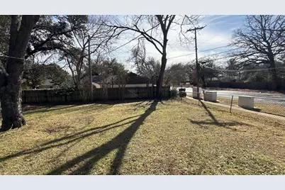 6200 Kentwood Place, Fort Worth, TX 76112 - Photo 22