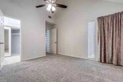 18031 Whispering Gables Lane, Dallas, TX 75287 - Photo 20