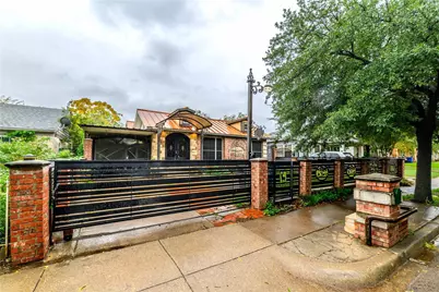 606 W Pembroke Avenue, Dallas, TX 75208 - Photo 1
