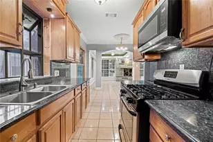 606 W Pembroke Ave, Dallas, TX 75208 - Photo 6