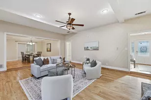 321 Oakview Dr, Double Oak, TX 75077 - Photo 8