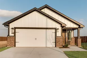 1444 Twin Frks Dr, Saginaw, TX 76131 - Photo 4